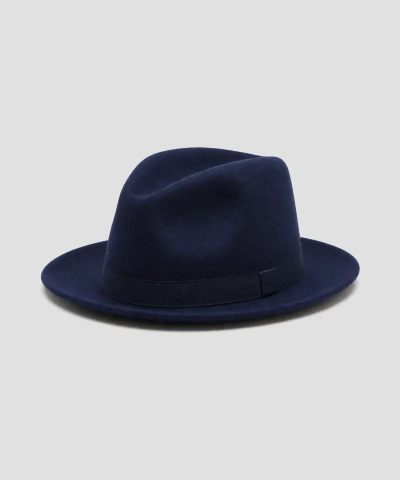 Sombrero de fieltro azul marino — Sombreros